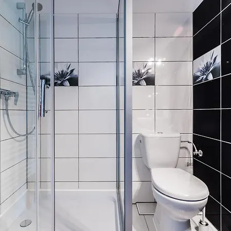 Luna Nocleg ze śniadaniem