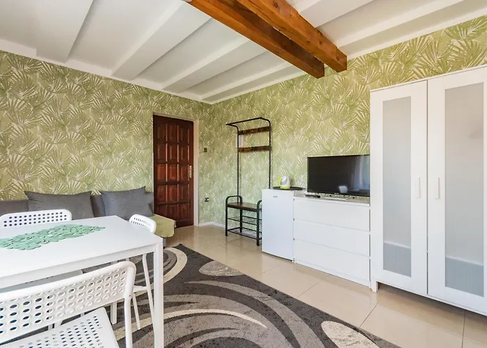 Luna Bed and Breakfast